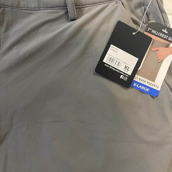 90 Degree by Reflex men's shorts in gray stretchy size XL. Made in Cambodia. - Picture 4 of 5